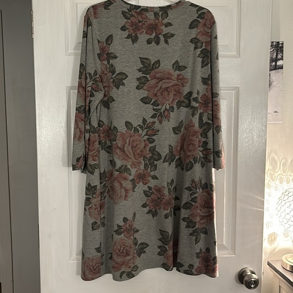 Floral Jersey Dress - Picture 8 of 8